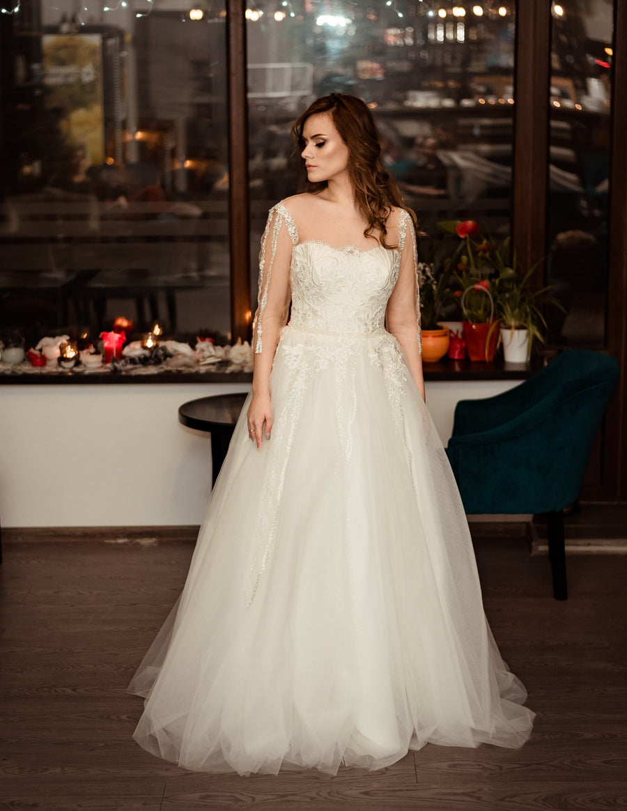 Rochia Diaphane 018 din catalogul oficial Floel Design